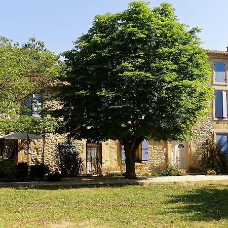 Mas Du Puits Blanc Acomodação com café da manhã Sernhac Exterior foto